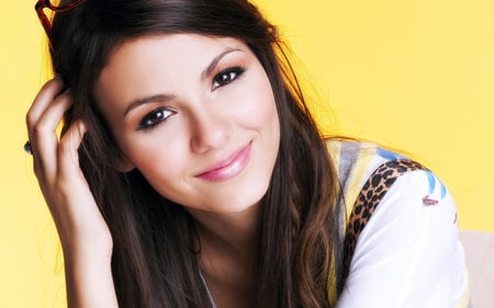 Victoria Justice - music, people, beautiful, singer, actresses, victoria justice, entertainment, celebrity