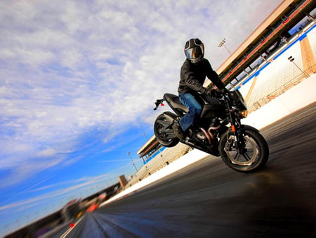 Trick - entertainment, cool, people, photography, trick, motorcycles