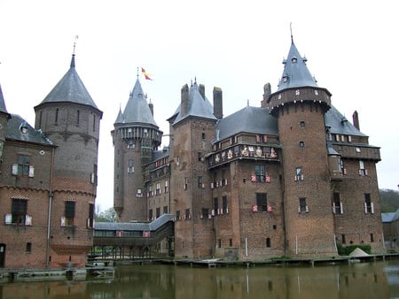 Castle De Haar, Holland - roof, castle, water, towers, bridge