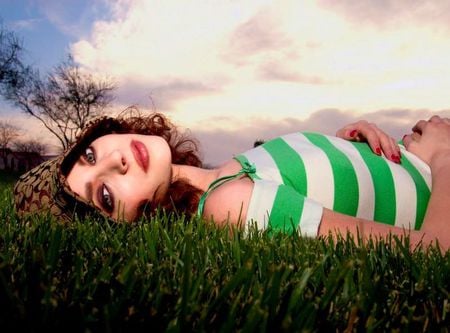 SIMPLE BEAUTY - beauty, woman, nature, sky, hat, eyes, green, grass