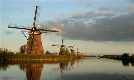 Windmills Kinderdijk, Holland - water, boat, cloud, reed, windmills, sky