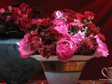 Pinks And Reds - flowers, bouquet, vases, pinks, mix, cup, reds, cut, bowl, variety, table, saucer, floral