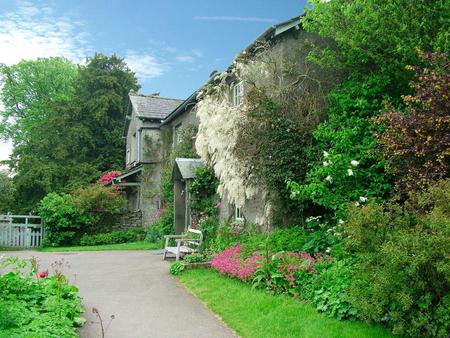 Flowers House - garden, bench, art photo, beautiful, flowers, house