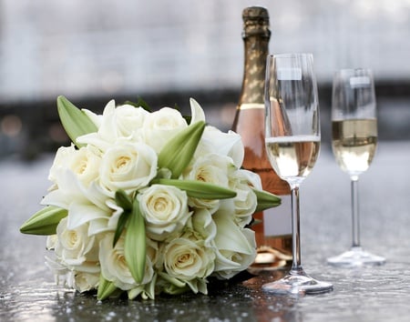 Bouquet - pretty, roses, romantic, romance, flowers, wine, bottle, beautiful, photography, white roses, beauty, lovely, love, still life, bouquet, white, champagne, nature, glasses, valentine, rose, couple, glass