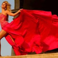 RED DRESS