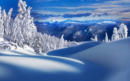 ice_mountains_canada - clouds, pretty, winter, blue, snow, beauty, white, nature, cold, seasons, sky