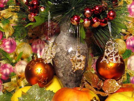 Christmas ornaments - ornaments, christmas, colourful, photography