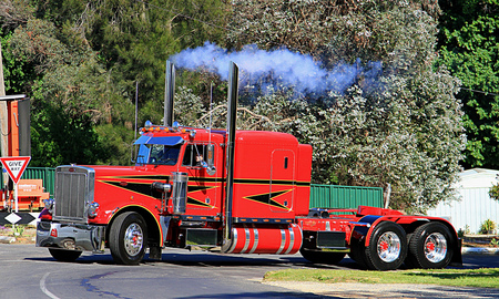 soot trail, up in smoke.......... - custom trucks, truck, big rigs, 18wheelers