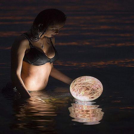 LIGHT BALL - beauty, woman, vet, ocean, light, water, ball