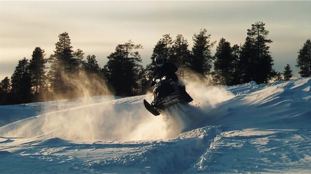 Snow Mobile - winter, finland, sports, beautiful, christmas, scenery, lynx valley, snow, snow mobile