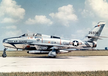 F-84F Thunderstreak