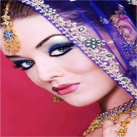 Beautiful woman lilac - veil, woman, beautiful, model, jewerly, lilac, face