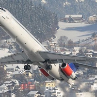 McDonnell Douglas MD-82 (Take-Off From Innsbruck)