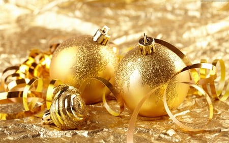 Christmas Balls - christmas balls, decoration, gold colour, beautiful