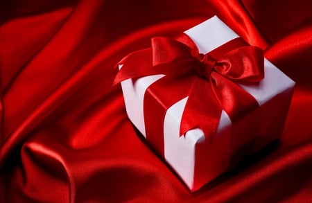 Christmas Gift - pretty, magic, beautiful, beauty, lovely, christmas, holiday, magic christmas, red, ribbon, box, xmas, gift, merry christmas, bow