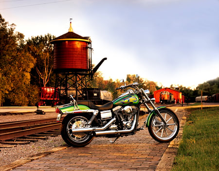 Green Hog - harley, green, art, custom