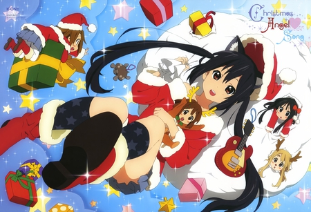 The Light Music Club Celebrating Christmas - the light music club, ritsu tainaka, yui hirasawa, yui, azu-nyan, cat ears, k-on, christmas, ritsu, azusa, azusa nakano, mugi, tsumugi kotobuki, chibi, mio akiyama, mio