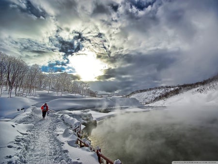 winter hike - snow, superb view, osum, lake