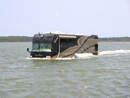 CAMI Terra Wind - terra wind, pontoon, water, cami, motor home