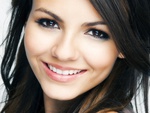 victoria_justice