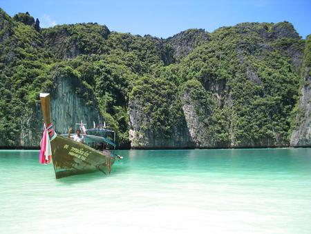 Beautiful Malaysia  - malaysia, green, beach, boat