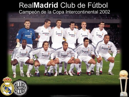 Real Madrid 2002 - white, match, sport, football, team, cup, spain, real madrid