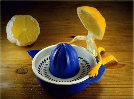 Lemon Suicide - juicer, suicide, funny, juice, lemon