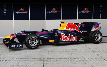 Red Bull RB6 - sports, auto racing, red bull, f1