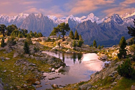 Ratera-Valley - spain, picture, valley, beautiful, ratera, sunrise, pyrenees