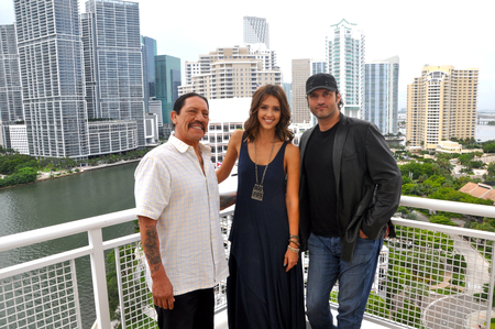 Jessica Alba and Trejo - outside, balcony, movie, business