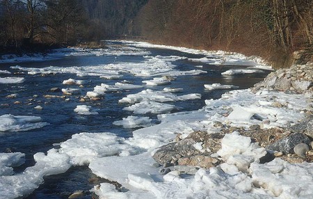 Romanian winter river - beauty, ice, places, trees, popular, water, winter, sesons, nature, white, romania, forest, blue, snow, river, frozen