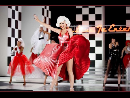 Katy Perry - katy, katy perry, perry, red dress, white wig