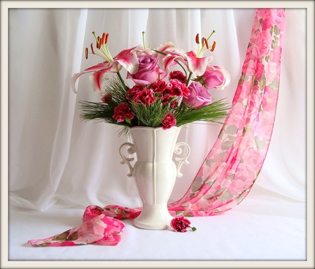 still life - elegantly, roses, lilies, photo, flowers, nice, gently, vase, beautiful, photography, cool, still life, flower, bouquet, harmony, scarf, rose