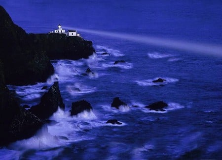 Light House - house, picture, at night, cool, light