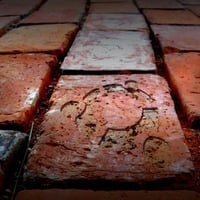 brick-tile-1280-2