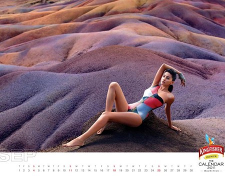 Exclusive-Kingfisher_2011_Calendar - exclusive, picture, kingfisher, hot, 2011, calendar