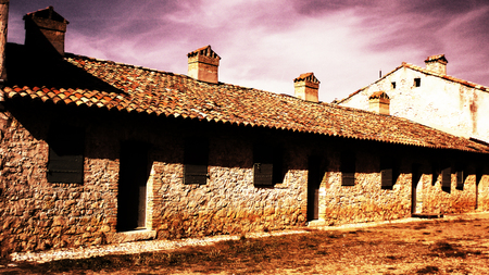 Little houses - colorization, purple, calculation, house