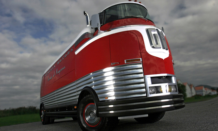 1950 General Motors Futurliner Bus - motors, parade, general, bus, futurliner, gm