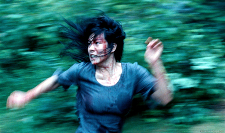 Martyrs - motion, girl, run, bushes, movie