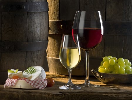 still life - nice, drink, cups, photography, wine, still life, fruit, barrels, cool, beautiful, grapes, old, photo, cheese, harmony