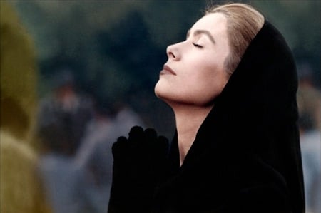 Catherine Praying - actress, deneuve, woman, beauty