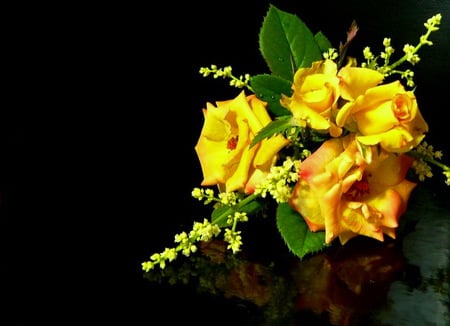 For a thoughtful woman - thank you, yellow, roses, green, bouquet