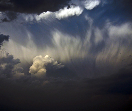 Wind Weaves Water - sky, watervapour, clouds, wind, storm