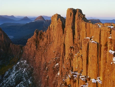 Mount Geryon - scenic, mountain, climbing, tasmania, national park, snow, australia, rocks