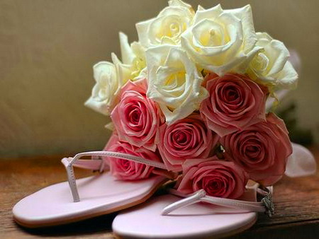 Summer bouquet - white, summer, roses, sandals, pink