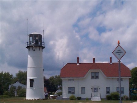 Chatham Light - lighthouse, ocean, light, ma