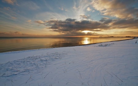 Skovmose - winter, beautiful, waters, reflection, clouds, beaches, sunset, nature, calm