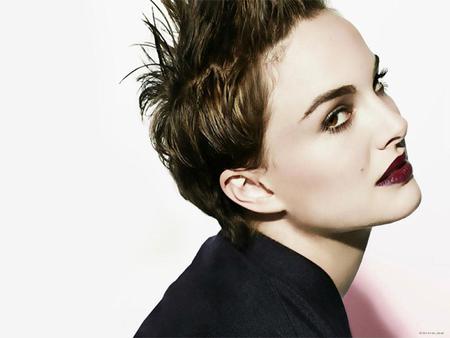 Natalie Portman - pose, natalie portman, actress, girl, eyes, white, brown, background, gorgeous, make up, lips, photography, woman, people, lipstck, short, hair