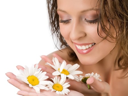 Girl-with-daisies - woman, women, lady, models, female, people, hair, face, nature, flowers