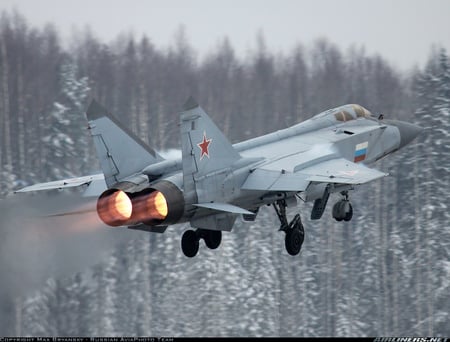 MIG-31 FOXHOUND - a, m, i, g